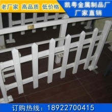 塑鋼P(yáng)VC護(hù)欄 仿木、草坪與仿樹景觀的完美融合——中原大成模具的匠心之作